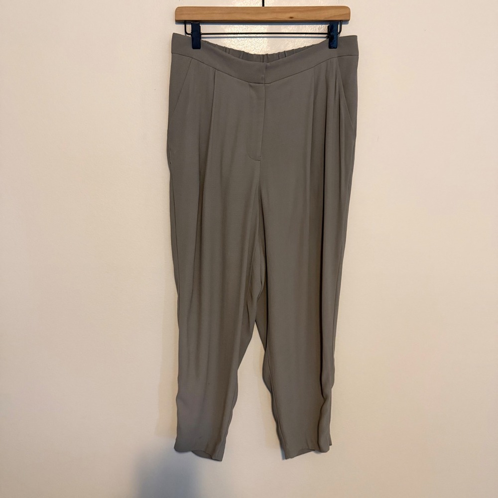 Eileen Fisher Silk Gray slacks slouchy dress pants S minimalist classic preppy